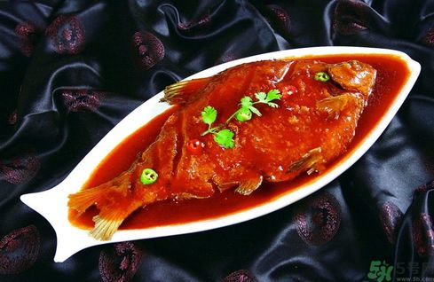 武昌魚是鳊魚嗎？武昌魚和鳊魚區(qū)別哪個好吃？