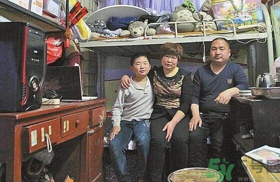 住窩棚夫婦倆十多年堅(jiān)守女兒失蹤路口 如何預(yù)防孩子走失？
