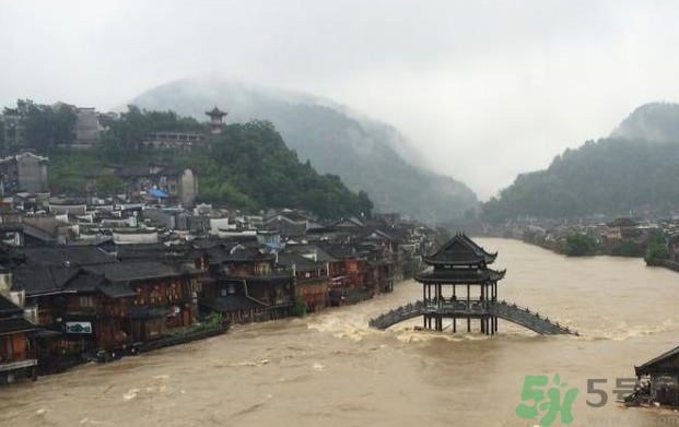 湖南為什么出現(xiàn)暴雨？湖南暴雨受災(zāi)嚴(yán)重情況？