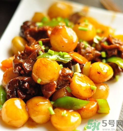 土豆皮變綠還可以吃？土豆發(fā)青吃了會中毒嗎？