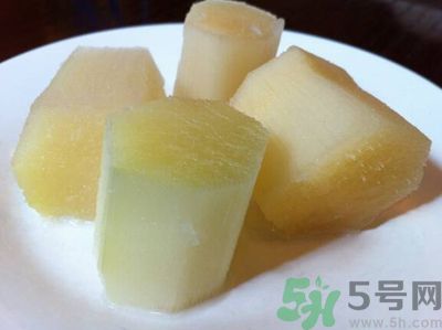 甘蔗中間發(fā)黑可以吃嗎？甘蔗中間發(fā)黑吃了好不好？