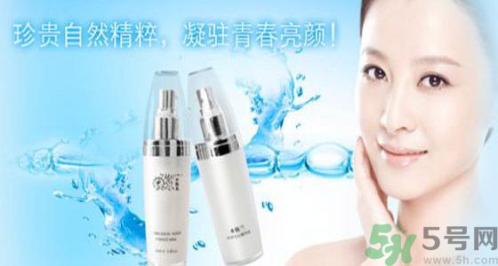 自然泉花語(yǔ)水妍保濕精華乳怎么樣？
