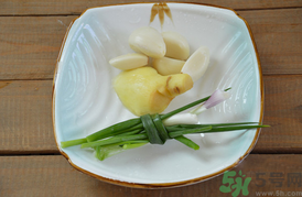 煲湯用什么鍋好？燉雞湯用什么鍋好呢？