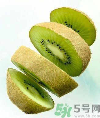 牙齦出血吃獼猴桃有用嗎？吃獼猴桃能治牙齦出血嗎？