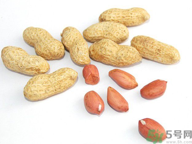 花生可以美白牙齒嗎？怎么用花生美白牙齒？