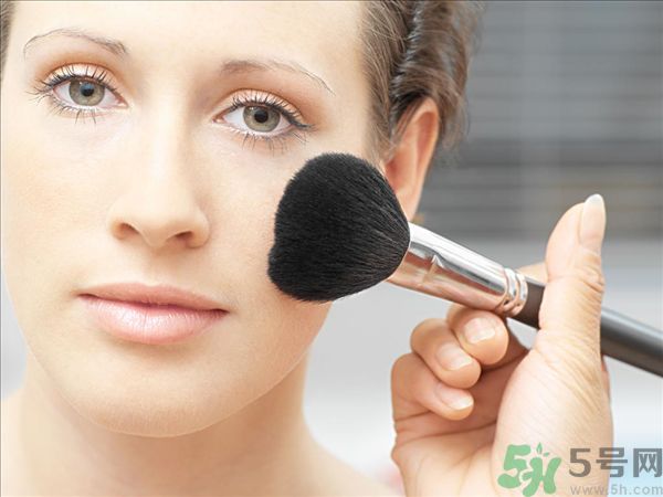 化妝刷如何使用效果好？化妝刷該怎么保養(yǎng)？