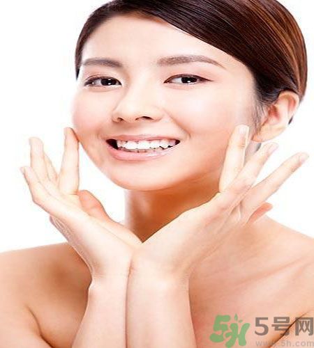 皮膚出油怎么辦？皮膚出油用什么面膜？