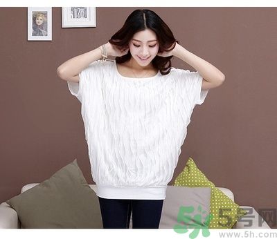 白衣服發(fā)黃要怎么清洗？白衣服發(fā)黃要怎么辦？