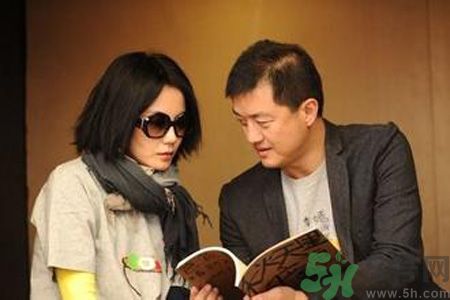 李亞鵬寫給王菲的情詩寫了什么？王菲和李亞鵬為什么離婚？