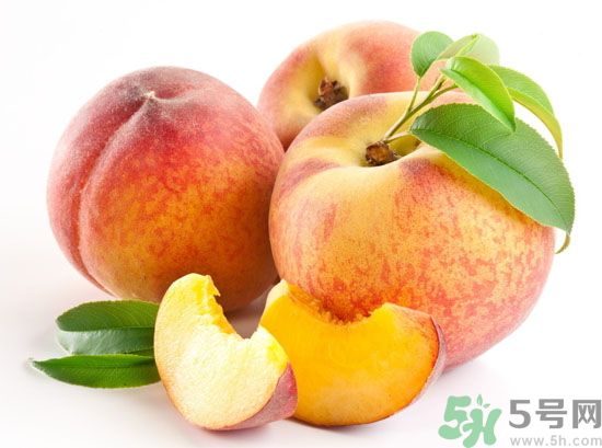 桃子吃多了容易便秘嗎？桃子吃多了會肚子疼嗎？