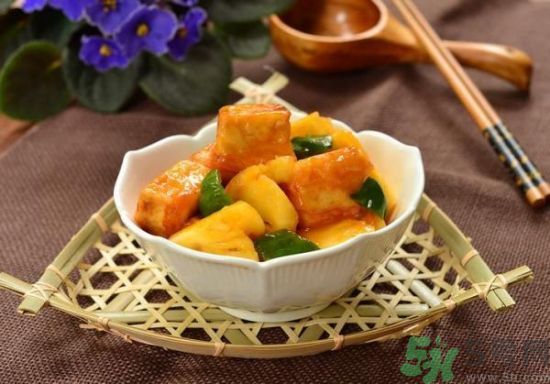 菠蘿做什么菜好吃？菠蘿可以做什么菜？
