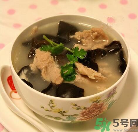 喝啤酒之后可以喝奶茶嗎？喝啤酒之后喝奶茶好嗎？