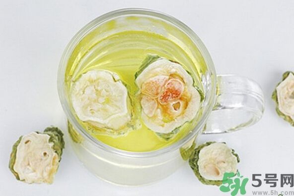苦瓜泡水喝有什么好處？苦瓜泡水喝好嗎？