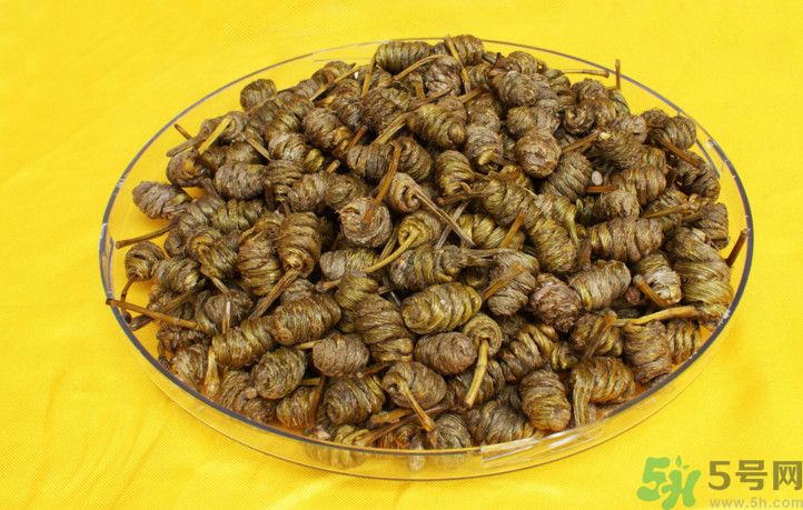 石斛和泥鰍能同吃嗎？石斛和泥鰍能一起吃嗎？