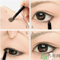 眼線(xiàn)膏怎么畫(huà)眼線(xiàn).png