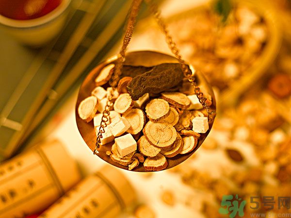 茯苓和苦丁茶能一起泡嗎？茯苓可以和苦丁茶一起喝嗎？
