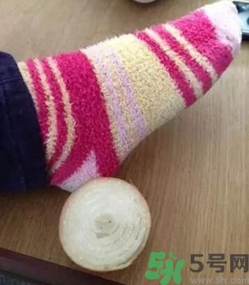 發(fā)燒可以吃洋蔥嗎？發(fā)燒能吃洋蔥嗎？