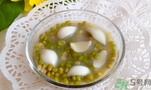綠豆煮出來為什么是紅色的？怎么煮綠豆湯不發(fā)紅？