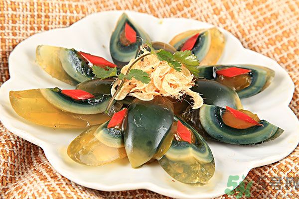 吃皮蛋可以降火嗎？吃皮蛋真的能降火嗎？