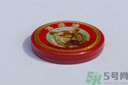 清涼油可以治感冒嗎？清涼油怎么治感冒？