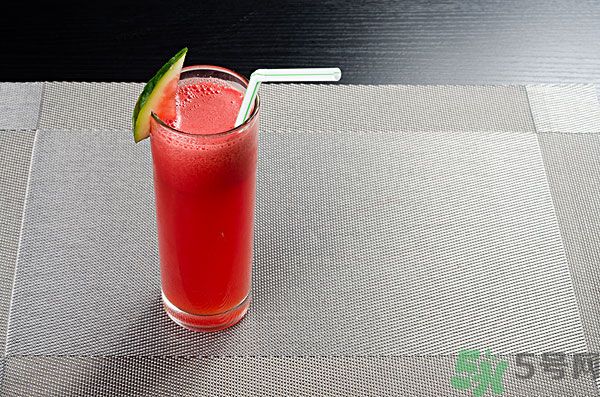 吃西瓜可以美容嗎？吃西瓜對皮膚有什么好處