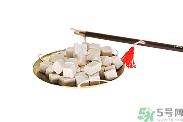 夏天吃茯苓好嗎？夏天吃茯苓有什么好處？
