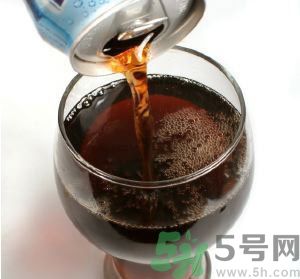 喝可樂治腎結(jié)石嗎？腎結(jié)石可以喝可樂嗎？