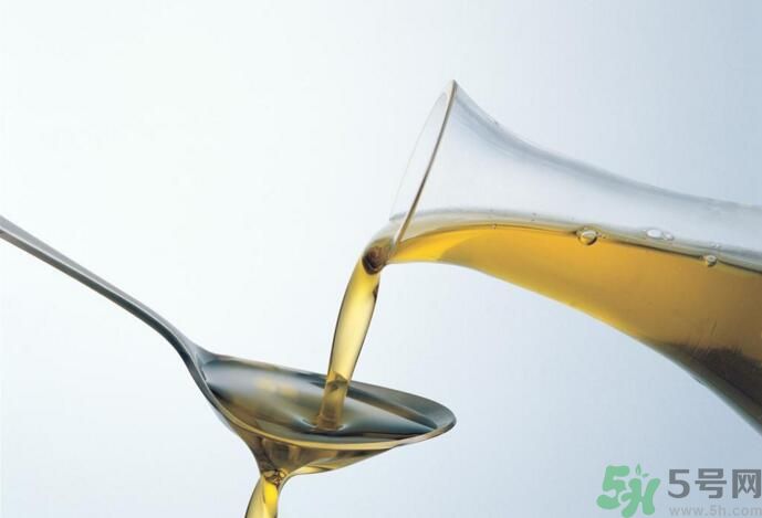 夏天吃橄欖油好還是調(diào)和油好？夏天吃橄欖油好嗎？