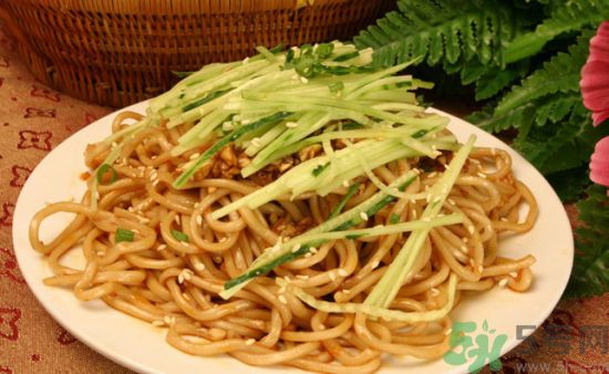 甜的涼面怎么做？甜涼面怎么做好吃？