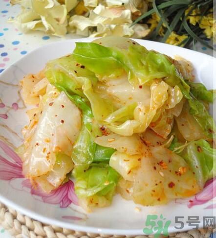 包菜可以生吃嗎？包菜可以涼拌嗎？