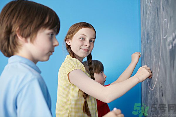 高三女生月經(jīng)不調(diào)是怎么回事？高三女生月經(jīng)不調(diào)怎么辦？