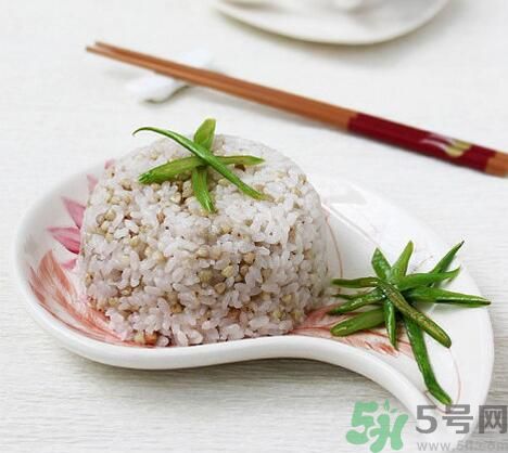 蕎麥可以和大米一起吃嗎？蕎麥能和大米一起吃嗎？