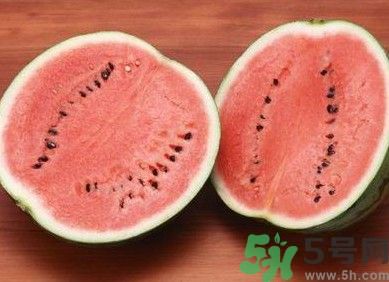 西瓜能和牛奶一起吃嗎？西瓜和牛奶一起吃好嗎？