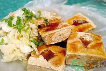 莧菜汁可以做臭豆腐嗎？莧菜汁怎么做臭豆腐？