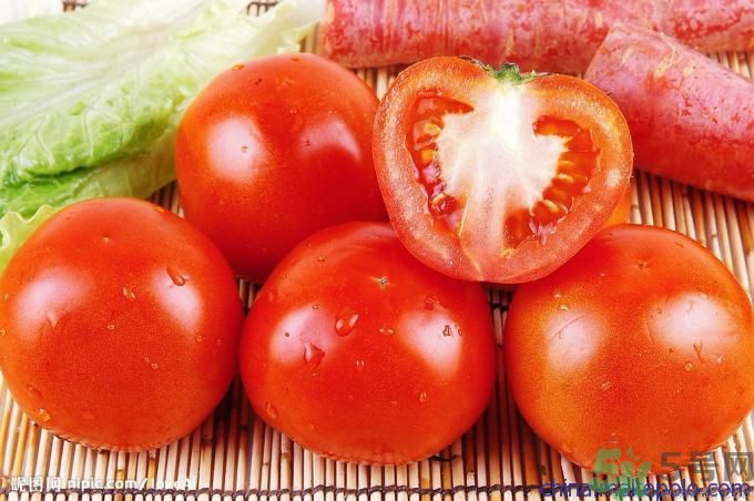 坐月子能吃生西紅柿？月子里能不能吃生的西紅柿？