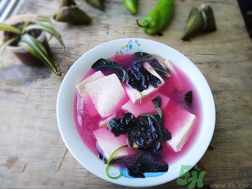 莧菜可以和豆腐一起吃嗎？莧菜能和豆腐一起吃嗎？