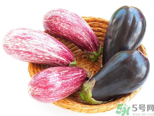 茄子里面發(fā)棕色能吃嗎？茄子里面有褐色能吃嗎？