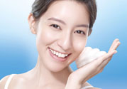 優(yōu)美成分零負(fù)擔(dān)清透水感凝霜適合什么年齡？?jī)?yōu)美成分零負(fù)擔(dān)清透水感凝霜怎么樣？