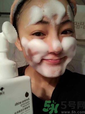 優(yōu)美成分零負(fù)擔(dān)備長(zhǎng)炭呼吸黑膜好用嗎？?jī)?yōu)美成分零負(fù)擔(dān)備長(zhǎng)炭呼吸黑膜怎么樣？