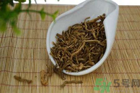 苦菜茶泡水為什么有鹽味？苦菜茶為什么是咸的？