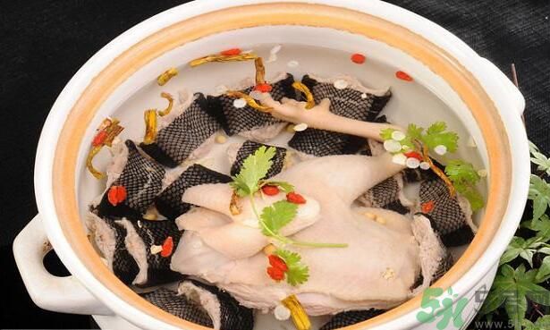 蛇肉上的寄生蟲怎么去除？蛇肉上有寄生蟲怎么辦？