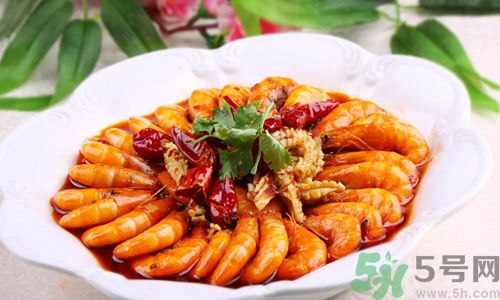 吃粽子可以吃龍蝦嗎？粽子可以和龍蝦一起吃嗎？