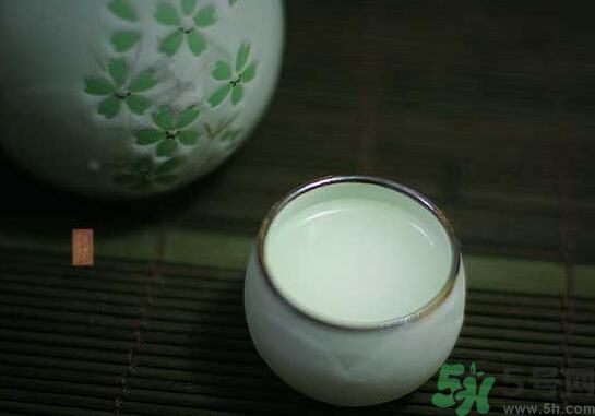 菖蒲酒怎么泡？怎樣自制菖蒲酒？