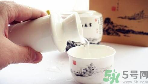 菖蒲酒怎么泡？怎樣自制菖蒲酒？