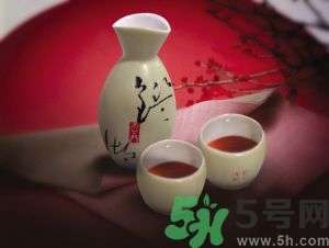 男性喝菖蒲酒有什么好處？男性喝菖蒲酒可以壯陽嗎？