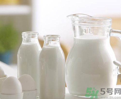 吃山楂可以喝牛奶嗎？山楂能和牛奶一起吃嗎？