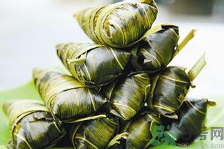 為什么煮粽子葉子會(huì)變黃？為什么煮粽子葉子會(huì)變色？
