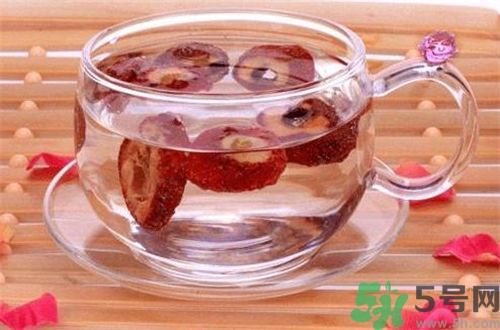山楂枸杞一起泡水喝好嗎？山楂枸杞一起泡水喝有什么好處？