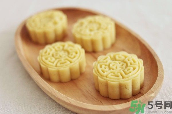 綠豆糕是熱性還是涼性？綠豆糕是涼性的嗎？