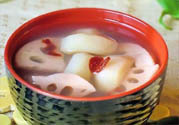 寶寶可以吃蓮藕?jiǎn)幔繉殞毘陨徟汉脝幔?></a>
<p class=